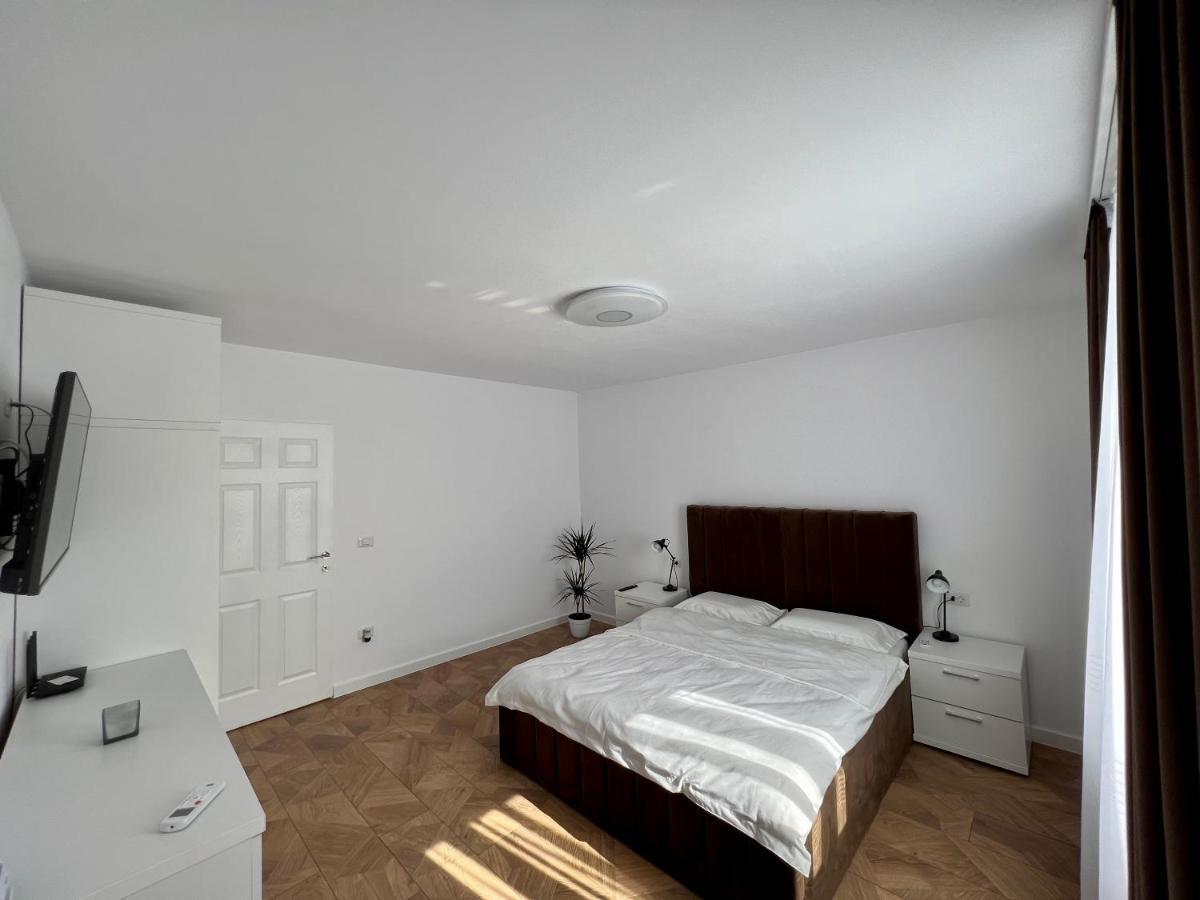 Ancodirect Apartments Rădăuţi Extérieur photo